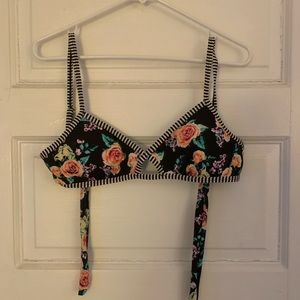 Floral, cut-out, bikini top